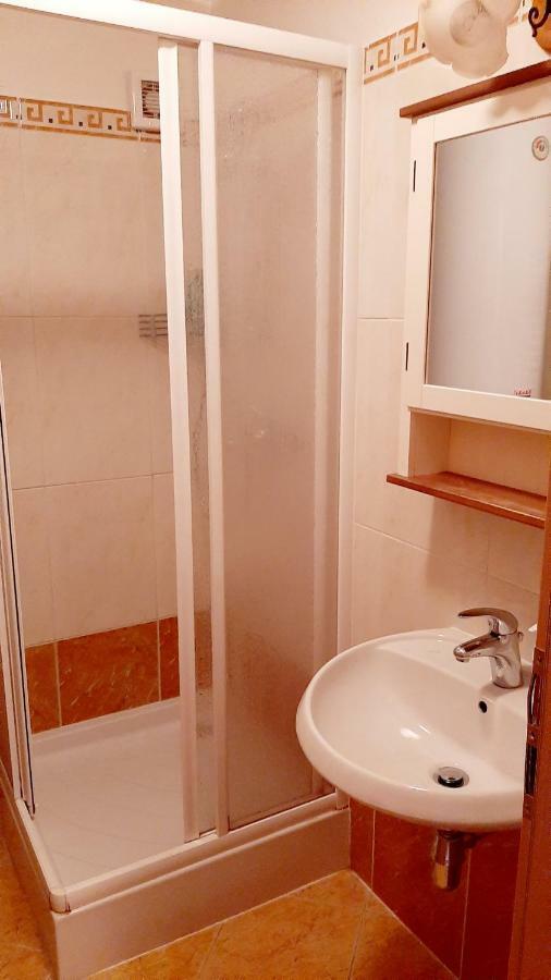 Apartmanovy Dom Tatran, Apartman A32 โดโนวาลี ภายนอก รูปภาพ